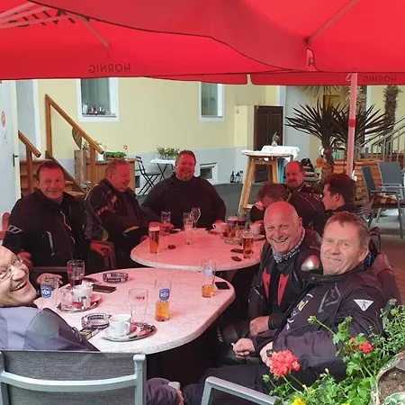 Hotel-gasthof-fleischerei - Zur Alten Post 4*
