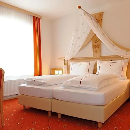 Hotel-gasthof-fleischerei - Zur Alten Post Hotel 4*