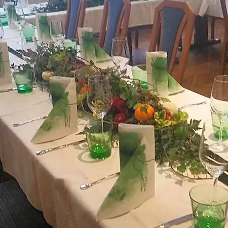 Hotel Hotel-gasthof-fleischerei - Zur Alten Post