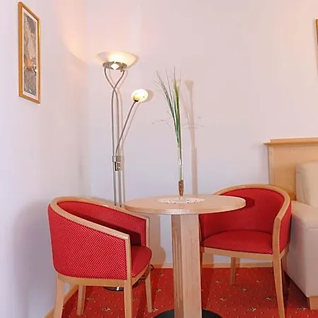 Hotel Hotel-gasthof-fleischerei - Zur Alten Post 4*