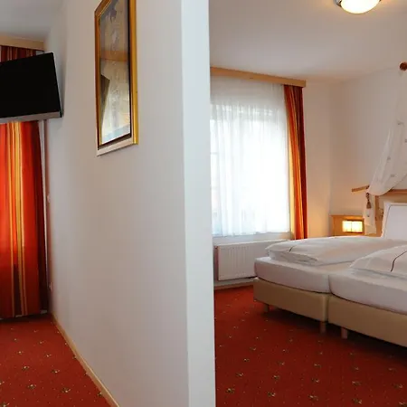 Hotel-gasthof-fleischerei - Zur Alten Post 4*