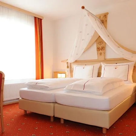Hotel-gasthof-fleischerei - Zur Alten Post Hotel 4*