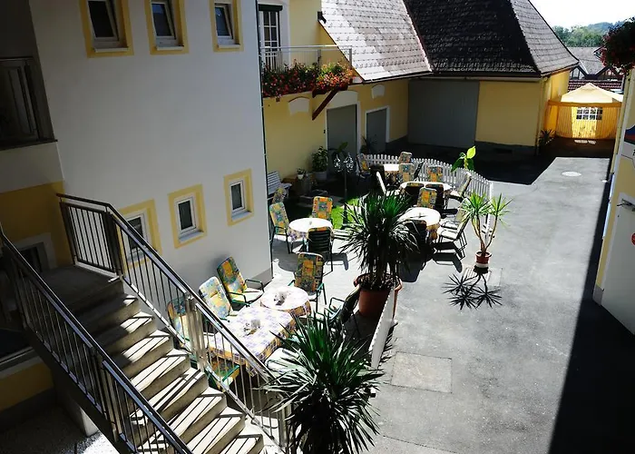 Hotel-gasthof-fleischerei - Zur Alten Post فندق