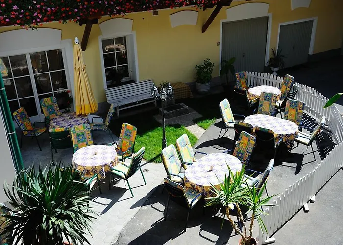 فندق Hotel-gasthof-fleischerei - Zur Alten Post 4*