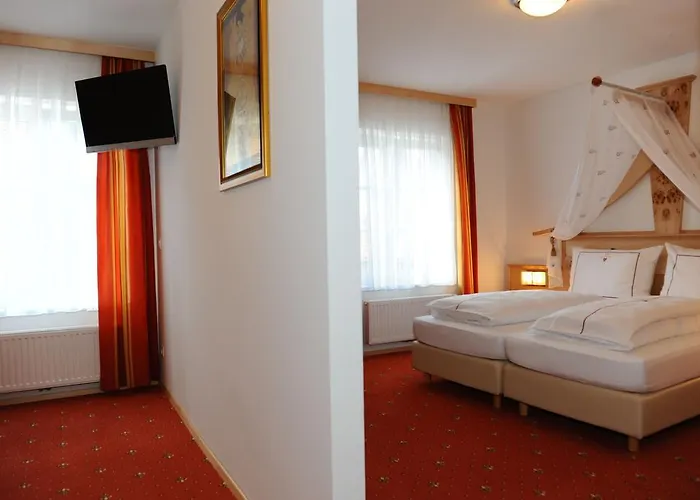 Hotel-gasthof-fleischerei - Zur Alten Post 4*