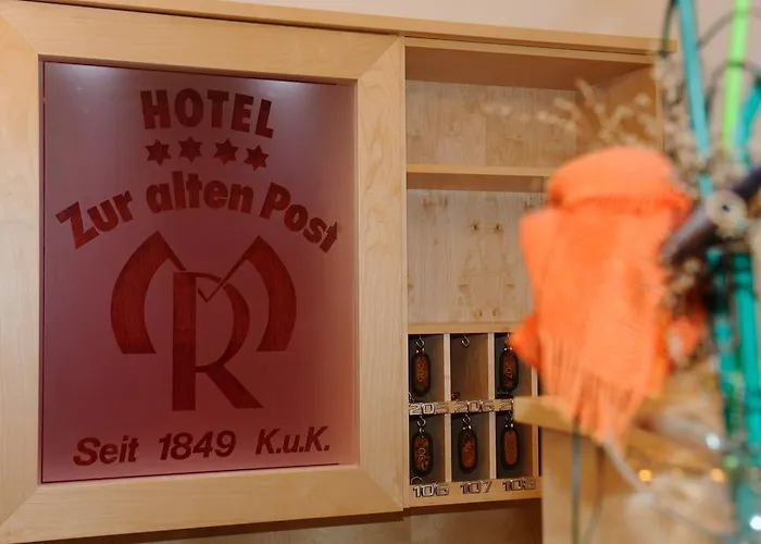 فندق Hotel-gasthof-fleischerei - Zur Alten Post 4*