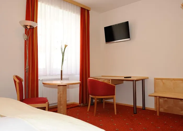 Hotel-gasthof-fleischerei - Zur Alten Post 4*