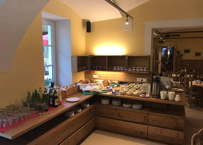 Hotel-gasthof-fleischerei - Zur Alten Post فندق 4*